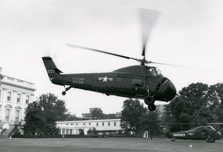 The World's First Helicopter - AeroXS